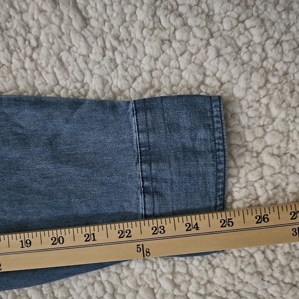 Ridgecut Women's Long Sleeve Denim Popover, Medium Wash, Size 2X/XL - Picture 5 of 7